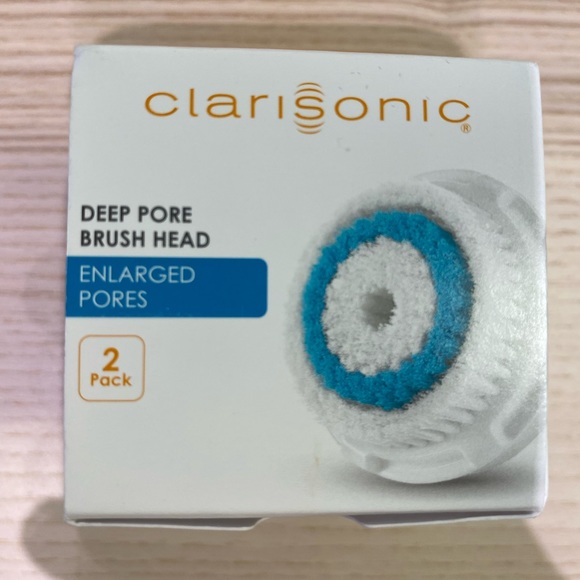 CLARISONIC Rare Set of Two Deep Pore Cleansing Brush Heads (BNIB, NWT) - Picture 4 of 9